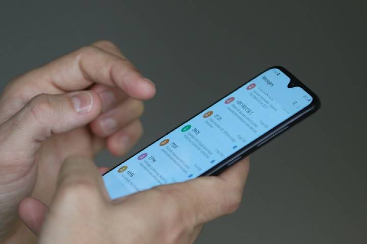 Internet grátis pode derrubar rede móvel na eleição, diz Anatel ao STF