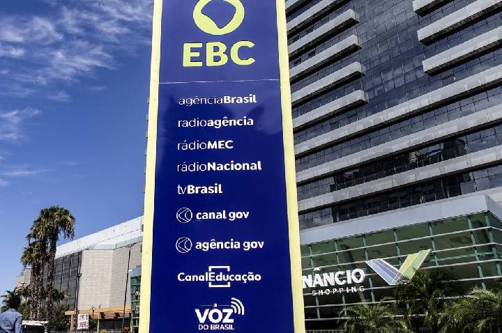 SBT admite erro ao atribuir à EBC falha em propaganda eleitoral