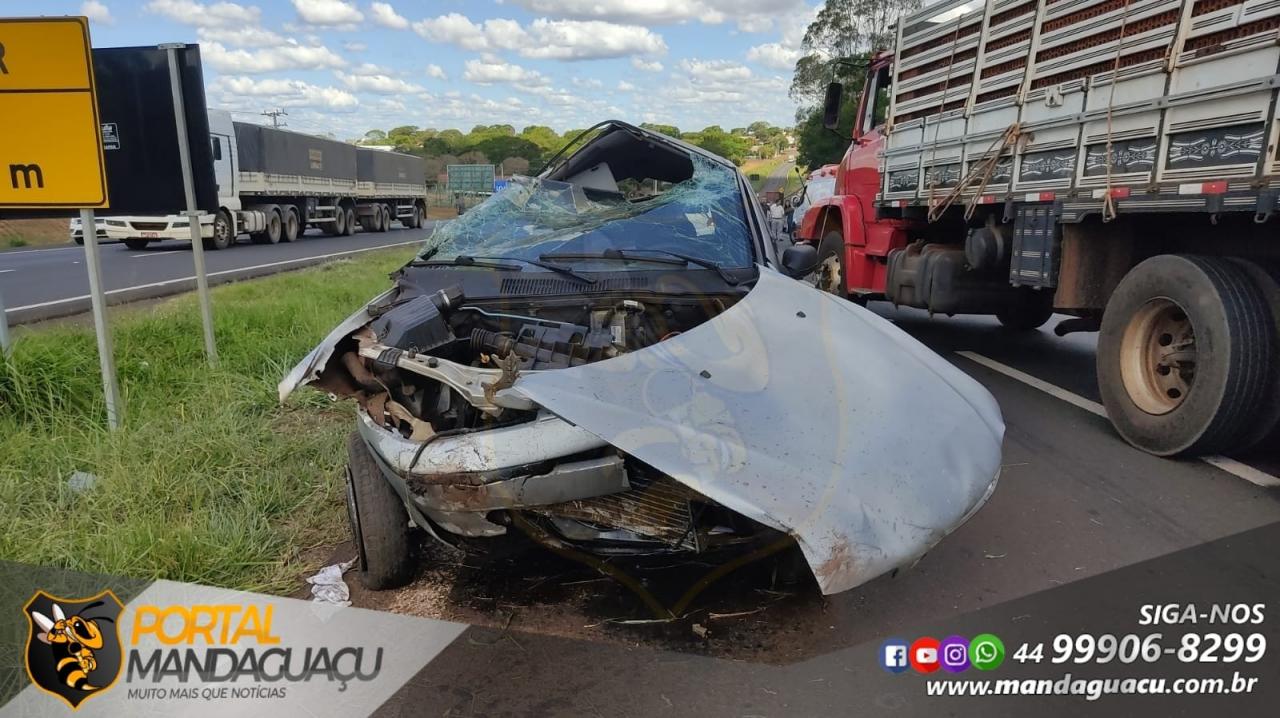 Homem é intubado após capotar veículo na rodovia em Mandaguaçu