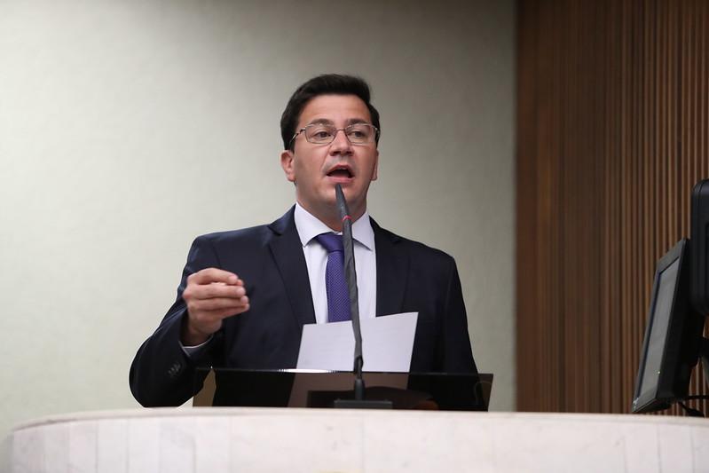 Lula deu a letra: “levanta, sacode a poeira e dá a volta por cima”