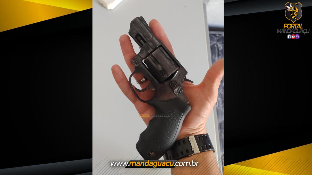 POLÍCIA MILITIR REALIZA PRENDE DUAS PESSOAS EM MANDAGUAÇU